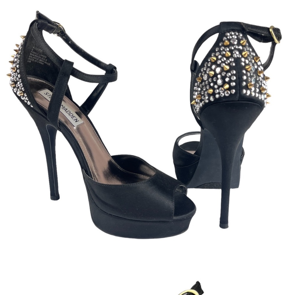 Steve Madden platform spiked heels